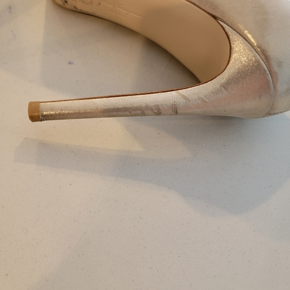 Salvatore Ferragamo Pumps 7.5 - Picture 8 of 9